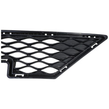 Load image into Gallery viewer, MG 3 MG3 FRONT BUMPER Grill Hatchback Facelift 2018 onwards GENUINE P10272644
