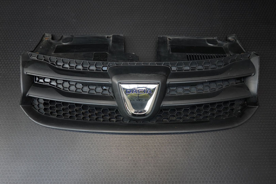 DACIA Sandero FRONT BUMPER Upper Grill 2012 to 2015 5 Door GENUINE pn 623107634R