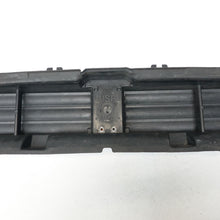 Load image into Gallery viewer, BMW 3 SERIES FRONT BUMPER Grill Air Vent Guide G20 G21 GENUINE 9465187-04
