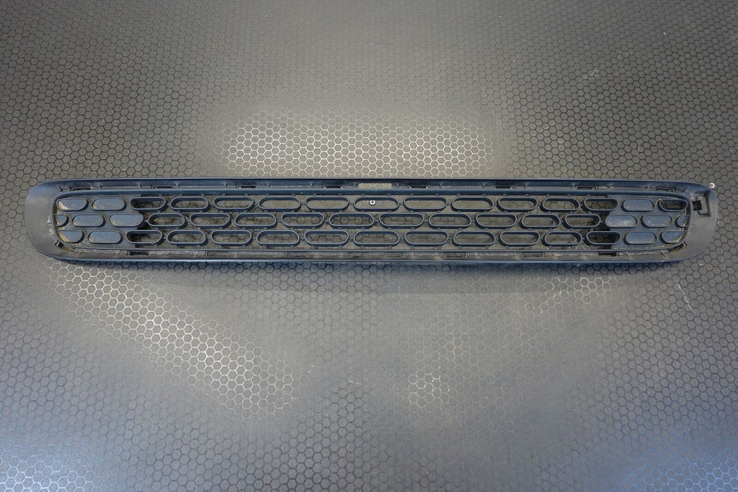 GENUINE MINI COOPER ONE 2014-on F56 FRONT BUMPER Lower Centre Grill p/n 7301563