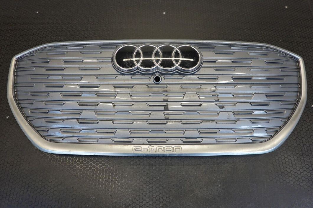 GENUINE AUDI Q4 E-TRON 2021-onwards FRONT BUMPER Centre Grill p/n 89A853653A