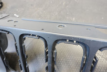 Load image into Gallery viewer, JEEP RENEGADE FRONT BUMPER Upper Grill 2015 onwards GENUINE 735587825
