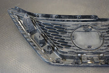 Load image into Gallery viewer, GENUINE NISSAN QASHQAI FRONT BUMPER Upper Centre Grill 2017 on pn 62310-HV3
