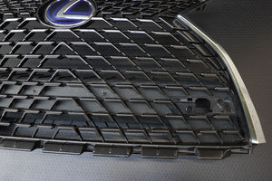 LEXUS RX FRONT BUMPER Centre Grill 2019 to 2021 5 Door SUV 52112-48030