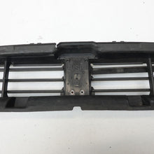 Load image into Gallery viewer, BMW 3 SERIES FRONT BUMPER Grill Air Vent Guide G20 G21 GENUINE 9465187-04
