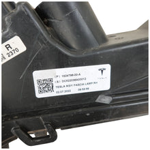 Load image into Gallery viewer, TESLA MODEL Y FRONT Right RH Fog Light LED Hatchback 2021on GENUINE 1624798-00-A
