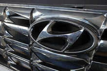 Load image into Gallery viewer, HYUNDAI TUCSON FRONT BUMPER Upper Grill Hybrid 2021 onwards pn 86391-CZ000
