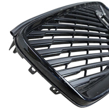 Load image into Gallery viewer, Volvo XC90 front bumper upper grill 2025-2026 Genuine 32409127
