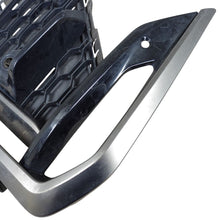 Load image into Gallery viewer, BMW X7 M Sport front bumper grill set G07 2019-2021 51118074260 51118074259
