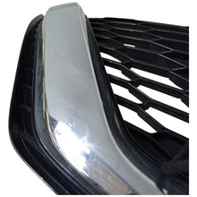 Load image into Gallery viewer, Nissan Qashqai front bumper upper grill 2017-2019 Genuine pn 62398 HV80A
