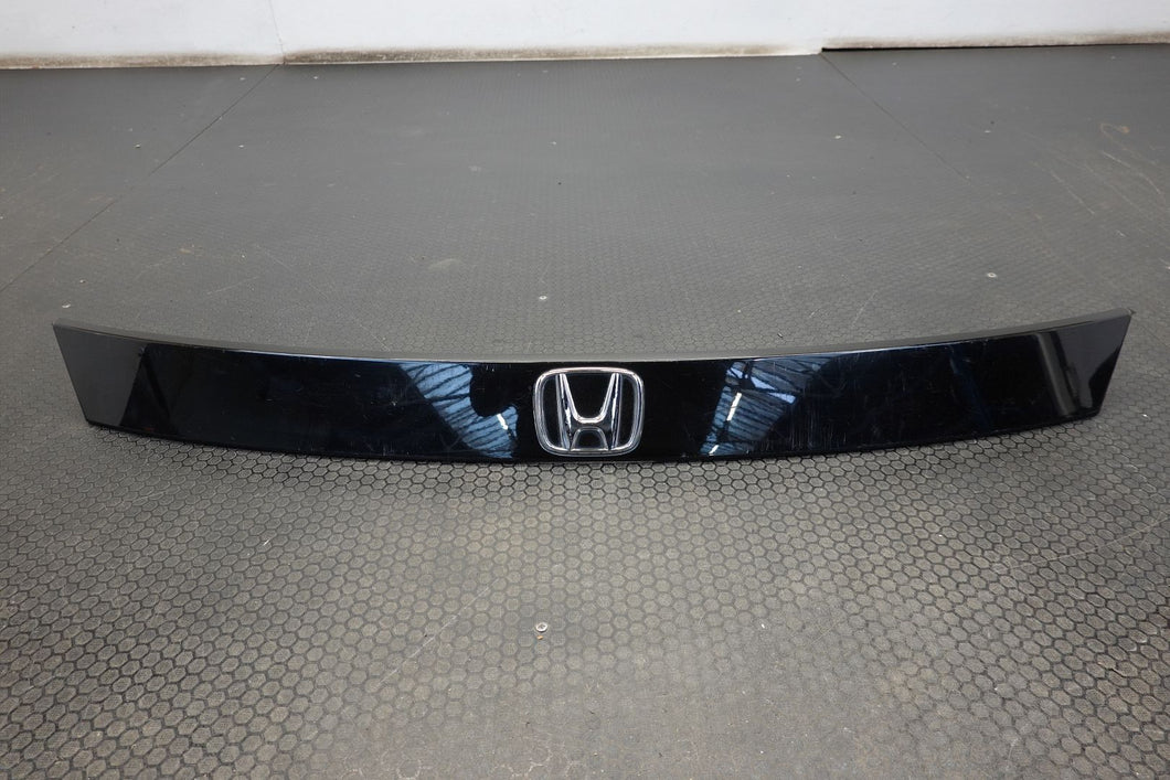 HONDA CIVIC REAR TAILGATE TRIM 2012 to2015 Hatchback GENUINE Used 74895-TV0-0000