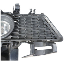 Load image into Gallery viewer, BMW 3 SERIES M SPORT FRONT BUMPER Right Grill F30 2012-2016 GENUINE 51118054164
