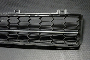 SKODA SUPERB FRONT BUMPER Lower Grill 2015 onwards GENUINE pn 3V0853677