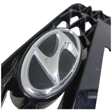 Load image into Gallery viewer, HYUNDAI I20 FRONT BUMPER Centre Grill 2020 onwards Facelift GENUINE 86351Q0200
