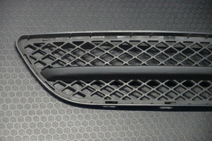 BMW 3 SERIES SE FRONT BUMPER LOWER GRILL E90 E91 2006 - 2008 GENUINE 51117154556