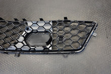 Load image into Gallery viewer, GENUINE ALFA ROMEO GIULIA FRONT BUMPER Lower RH Right Grill Saloon pn 156119500
