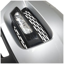 Load image into Gallery viewer, RANGE ROVER SPORT FRONT BUMPER 2013 to 2017 SUV GENUINE pn DK62-17F775-BB
