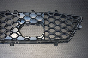 ALFA ROMEO GIULIA FRONT BUMPER Lower RH Right Grill Saloon GENUINE pn 156119500