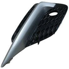 Load image into Gallery viewer, Nissan Qashqai front bumper right grill 2017 onwards Genuine pn 62256 HV20A
