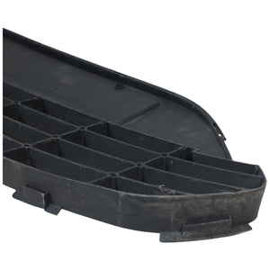 Ford Focus front bumper centre grill 2009-2011 Genuine 8M51-17K968-BE