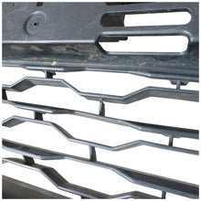 Load image into Gallery viewer, MITSUBISHI L200 FRONT BUMPER Centre Grill 2019 onwards GENUINE pn 6402A515
