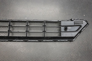 VOLVO XC40 FRONT BUMPER Lower Grill 2022 onwards 5 Door SUV GENUINE 32136098