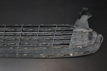 Load image into Gallery viewer, FORD MONDEO FRONT BUMPER Upper Grill MK6 2015 onwards Saloon Estate DS73-8150-J
