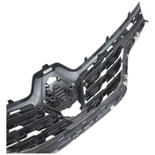 Load image into Gallery viewer, RENAULT CAPTUR Grill FRONT BUMPER Upper 2020 onwards Genuine Used 623105565R
