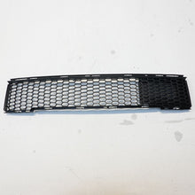 Load image into Gallery viewer, FIAT 500 FRONT BUMPER Lower Centre Grill 2007 to 2015 GENUINE pn 735425618
