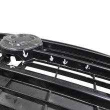 Load image into Gallery viewer, Ssangyong Musso front bumper centre grill 2023-2025 Genuine K79462-38030
