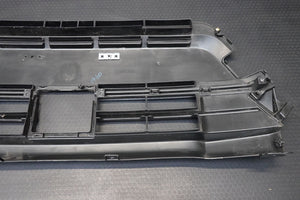 SUZUKI VITARA FRONT BUMPER Centre Grill 2018 onwards GENUINE SUV pn 71721-86R