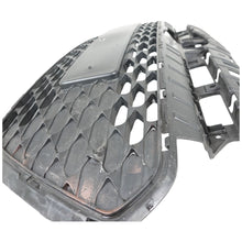 Load image into Gallery viewer, HYUNDAI I20 FRONT BUMPER Grill 2015 onwards Hatchback GENUINE pn 86569-C8010
