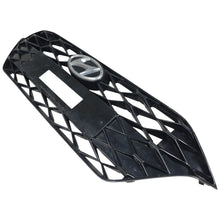 Load image into Gallery viewer, HYUNDAI I20 FRONT BUMPER Centre Grill 2020 onwards Hatchback GENUINE 86351-Q0200
