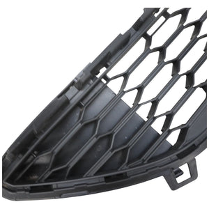 Dacia Sandero front bumper lower grill 2020-2023 5 Door Genuine 622546060R