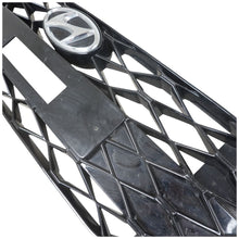 Load image into Gallery viewer, HYUNDAI I20 FRONT BUMPER Centre Grill 2020 onwards Facelift GENUINE 86351Q0200
