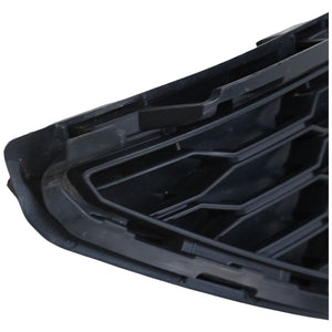 Dacia Sandero front bumper lower grill 2020-2023 5 Door Genuine 622546060R