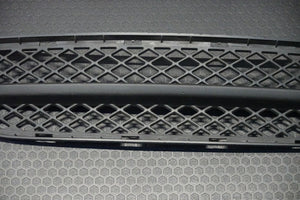 BMW 3 SERIES SE FRONT BUMPER LOWER GRILL E90 E91 2006 - 2008 GENUINE 51117154556