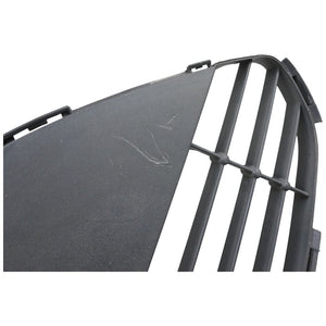 Ford Focus front bumper centre grill 2009-2011 Genuine 8M51-17K968-BE