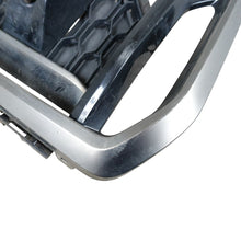 Load image into Gallery viewer, BMW X7 M Sport front bumper grill set G07 2019-2021 51118074260 51118074259
