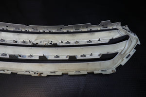 FORD KUGA FRONT BUMPER Upper Grill 2017 onwards SUV 5 Door GENUINE GV44-8200-B