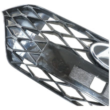 Load image into Gallery viewer, Hyundai I20 front bumper centre grill 2020-2022 Hatchback Genuine 86351-Q0200
