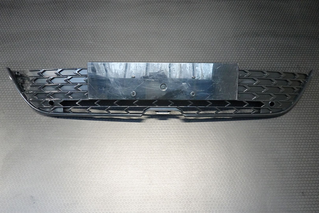 Toyota Corolla HYBRID FRONT BUMPER Centre Grill 2023 onwards GENUINE 53102-02650