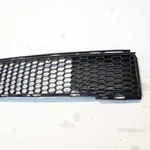 Load image into Gallery viewer, FIAT 500 FRONT BUMPER Lower Centre Grill 2007 to 2015 GENUINE pn 735425618
