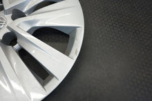 Load image into Gallery viewer, GENUINE NISSAN QASHQAI WHEEL TRIM COVER 16&quot; 5 Stud Used 40315 6PA0B
