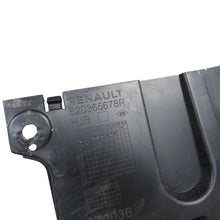 Load image into Gallery viewer, Renault Captur Grill front bumper upper grill fitting 2020-23 Genuine 620365678R
