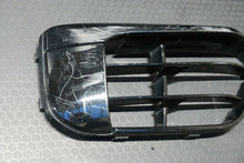 Load image into Gallery viewer, BMW X1 FRONT BUMPER Right Grill SE STANDARD 2015 onwards F48 GENUINE 51117383356
