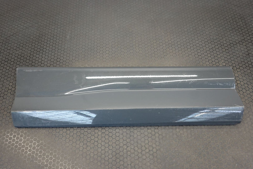 AUDI Q2 RIGHT RH Door Moulding Trim GENUINE Used 81A853970A