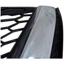 Load image into Gallery viewer, Nissan Qashqai front bumper upper grill 2017-2019 Genuine pn 62398 HV80A
