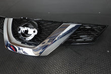 Load image into Gallery viewer, GENUINE NISSAN XTRAIL X-TRAIL 2013-onwards FRONT BUMPER Upper Grill 62310 4CE0A
